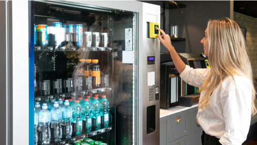 Snakky Vending Machine with Free card reader/coin mech (Refurbished)